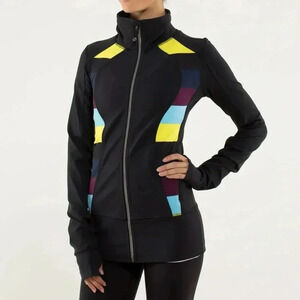 Lululemon Nice Asana Long Sleeve Jacket in Black / Pow Stripe Split Pea Size 4